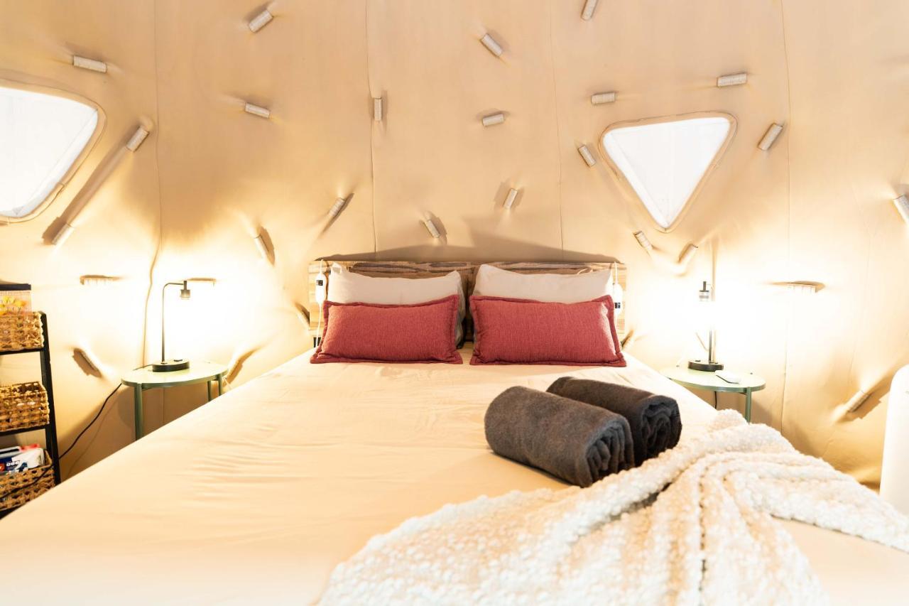 Solace Glamping 2 Севьервилл Экстерьер фото