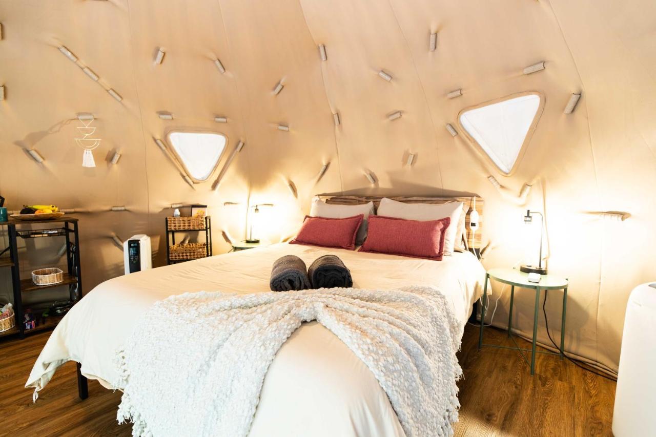 Solace Glamping 2 Севьервилл Экстерьер фото