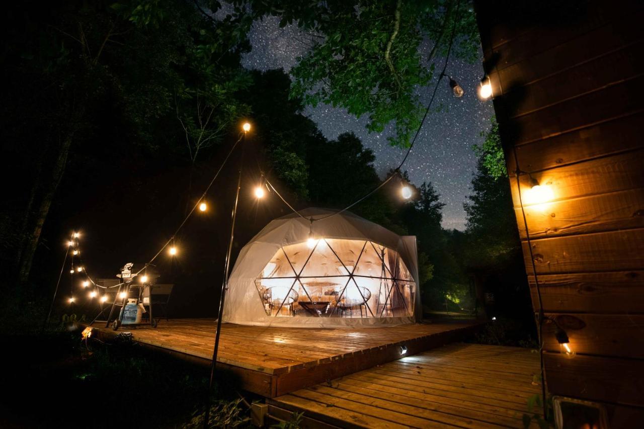 Solace Glamping 2 Севьервилл Экстерьер фото